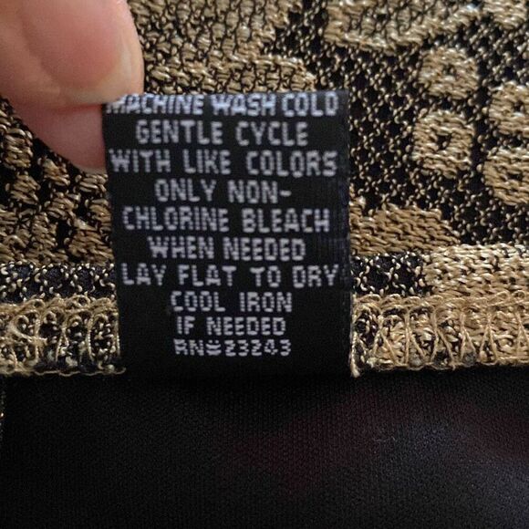 New York & Company floral lace overlay mini skirt size S - Picture 7 of 8